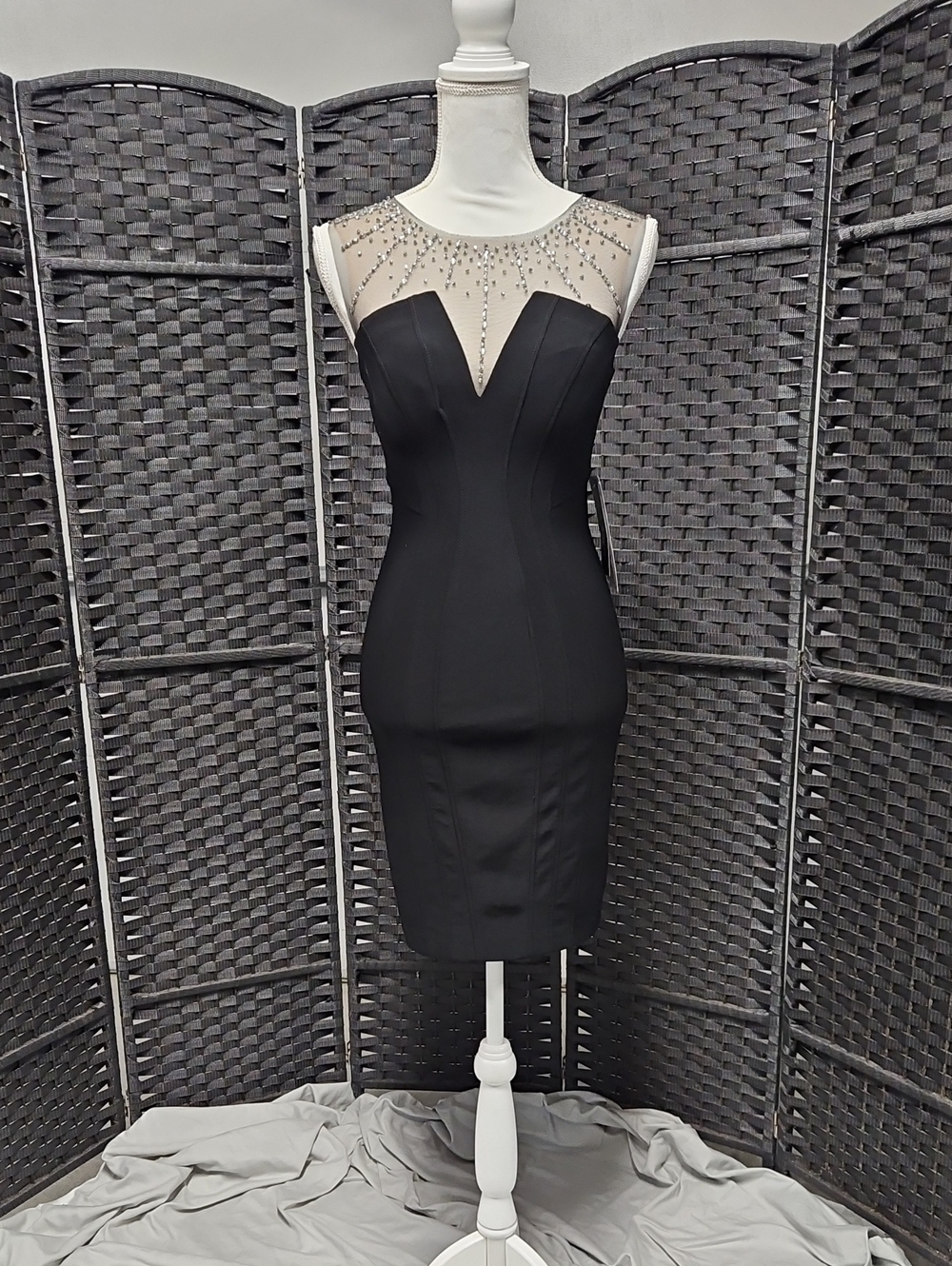 Size 2P black bodycon cocktail w/ illusion neckline of silver caviar beadin by B